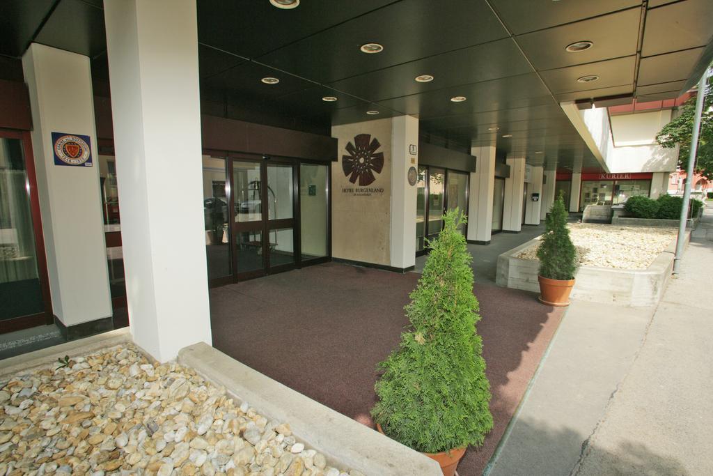Hotel Burgenland Айзенштадт Экстерьер фото